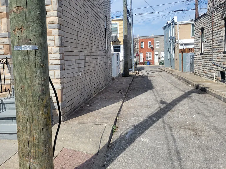 3440 Mount Pleasant Ave — Photo 17