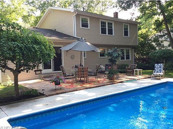 4th image of 1211 Winhurst Dr