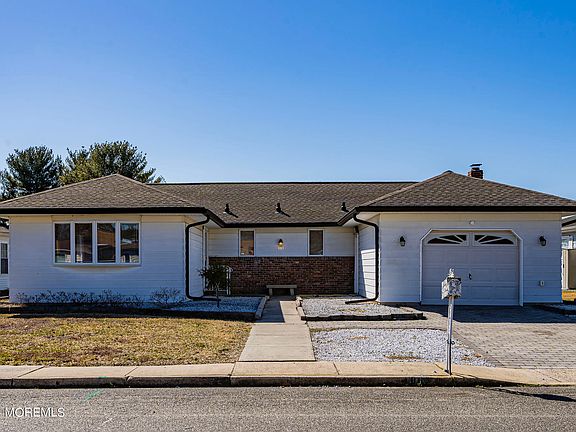 2nd image of 863 Jamaica Boulevard