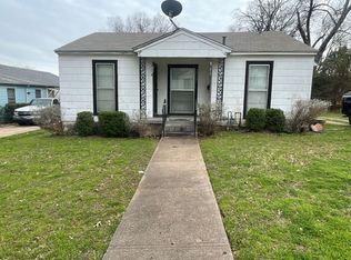 2222 Harrell Ave, Dallas, TX 75203