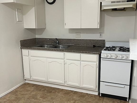 5th image of 801-817 N Stimson Ave #815-1/2