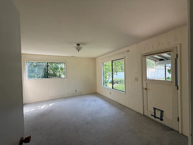 22 Dietrich Rd — Photo 10