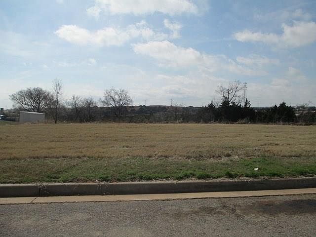 2nd image of 120 W McKormic Dr Lot W20lt4alllt5 6