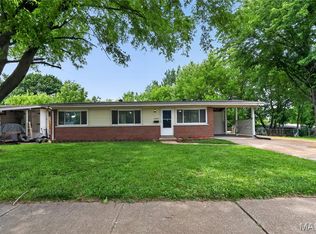 2245 Saint Catherine St, Florissant, MO 63033
