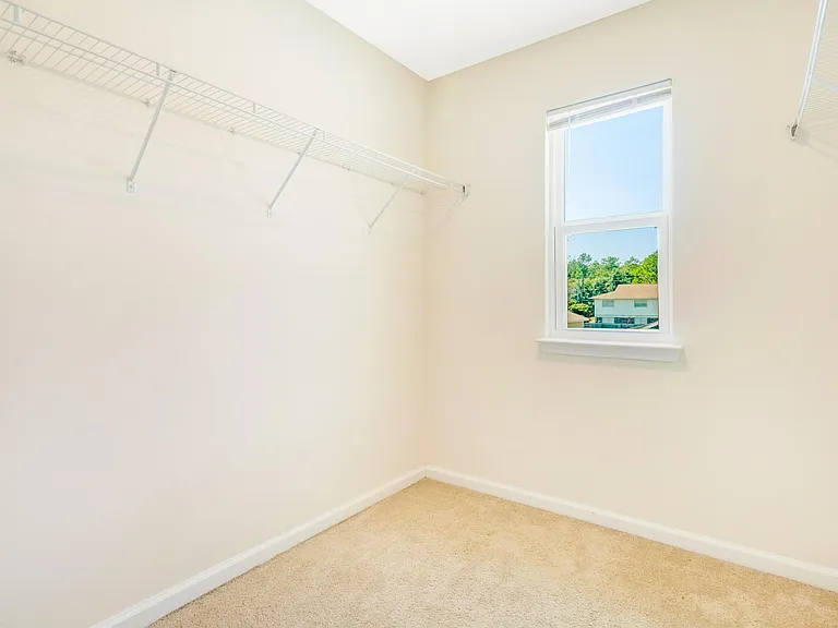 5888 Southern Bell Ct — Photo 43