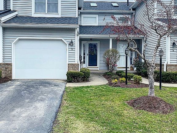 5th image of 3 Leeward Ln