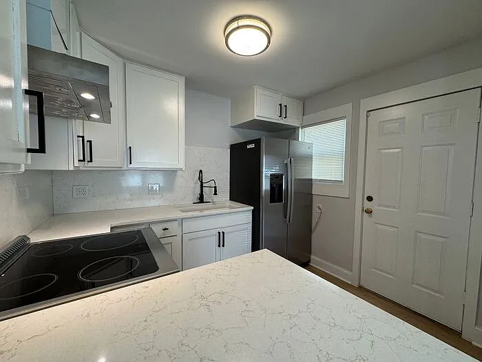 1511 Humes Ave NE — Photo 15