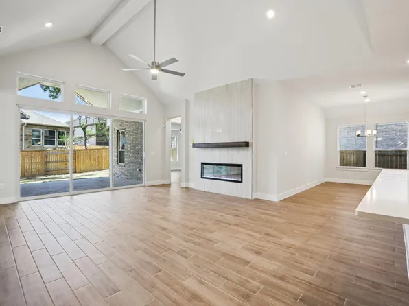 281 Seaside Sparrow Way, Kyle, TX 78640
