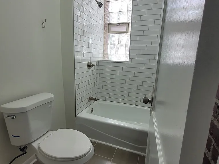 4441 S Wood St #1 — Photo 15