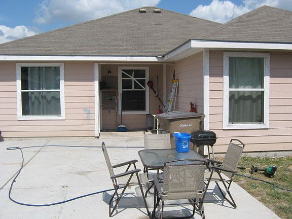 5th image of 1804 Butkus Dr
