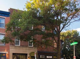 246 S 22nd St FLOOR 3, Philadelphia, PA 19103