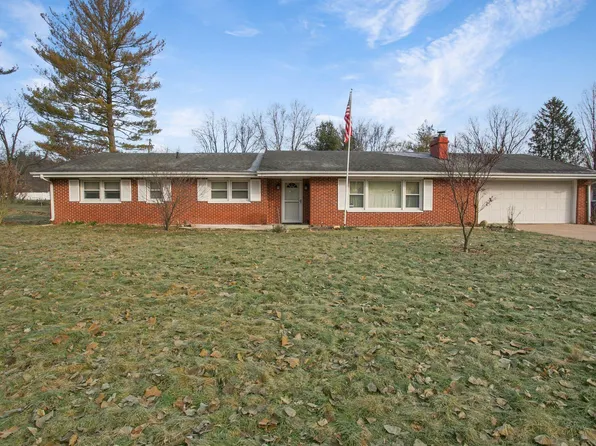 1411 Isaac McCoy Dr, Niles, MI 49120