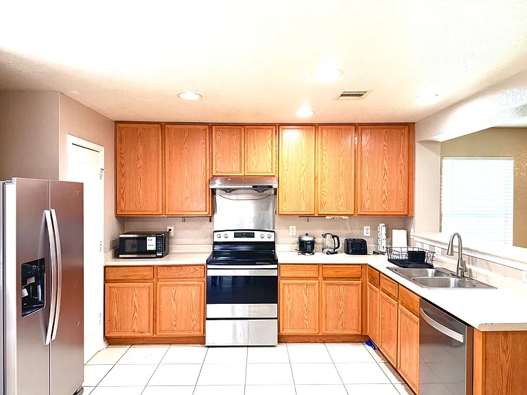 147 Arrow Oaks — Photo 7