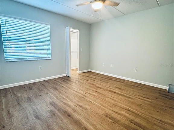 4th image of 203 Meadow Ln