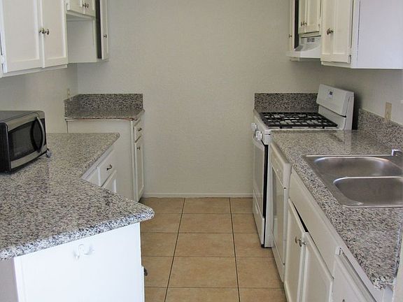 5th image of 970 Valencia St APT 5