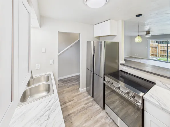 1044 Coronado Pkwy S #C, Denver, CO 80229