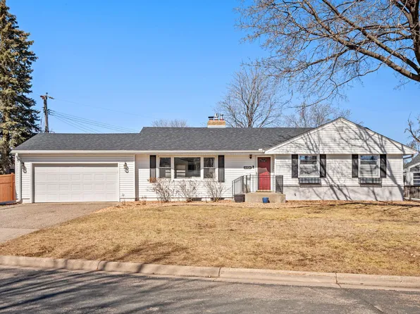 6924 Southdale Rd, Edina, MN 55435