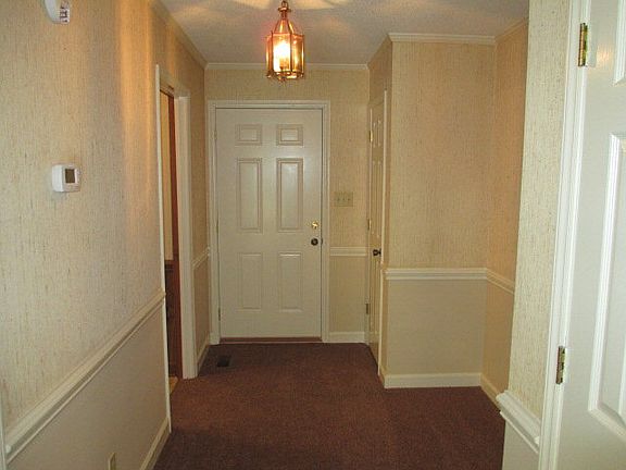 4th image of 517 Todd Dr