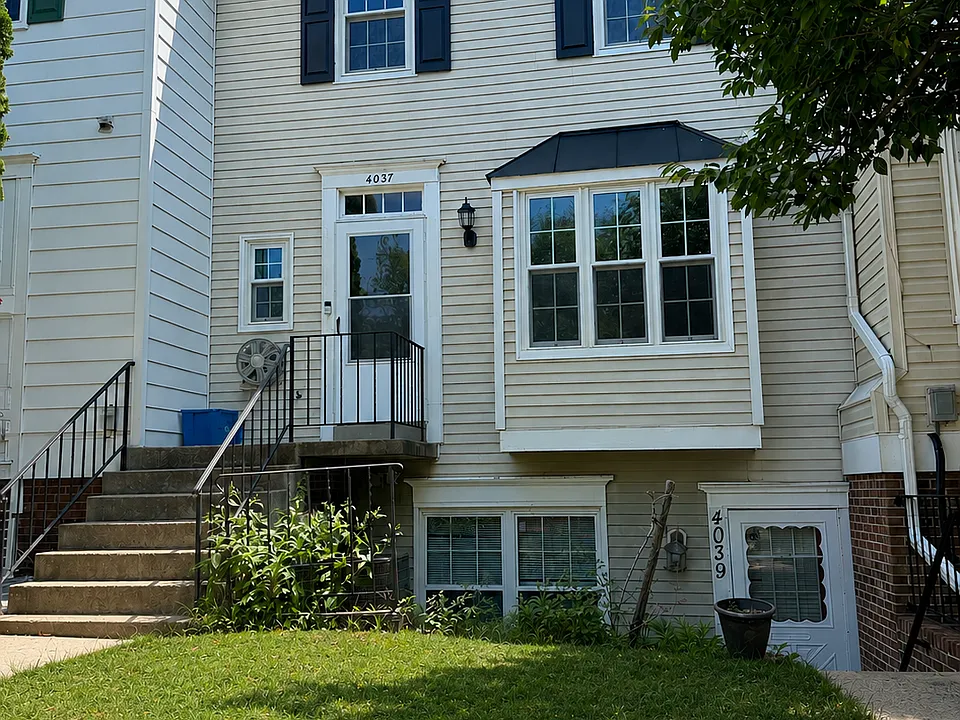4037 Summer Hollow Ct