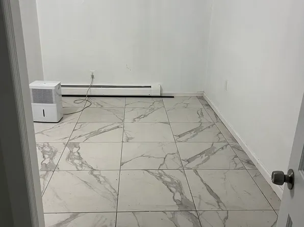 8424 Liberty Avenue image 6 of 7