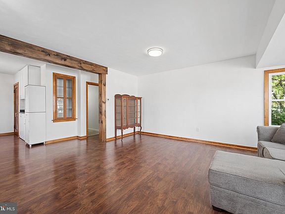 4th image of 625 Gay St