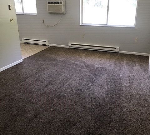 3rd image of 918 Highland Ave