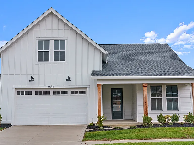 8866 Coe Dr — Photo 2