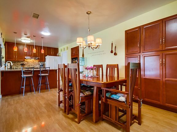 2nd image of 10135 White Pine Ln