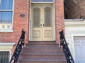 336 Clinton Ave, Albany, NY