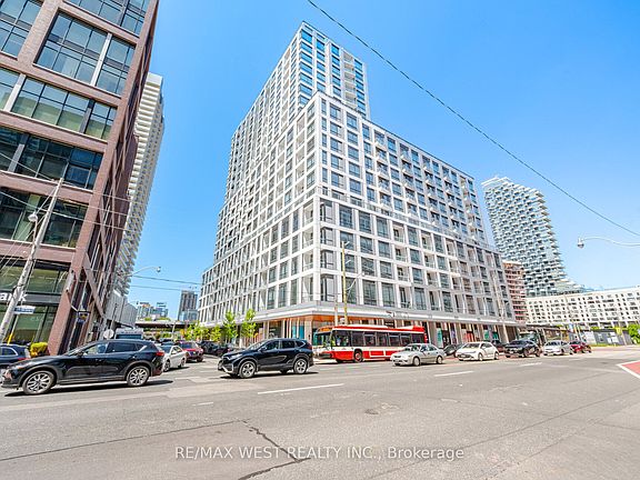 2nd image of 15 Richardson St #701