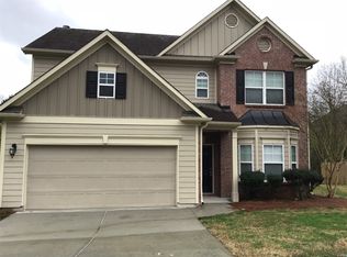 1233 Amanda Jill Ct, Lawrenceville, GA 30045