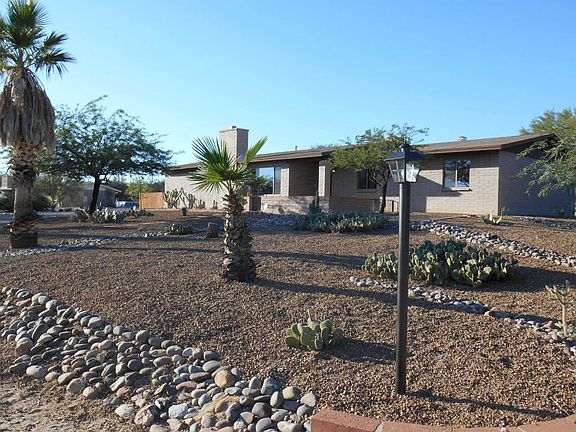 2nd image of 1690 W Cascabella Dr