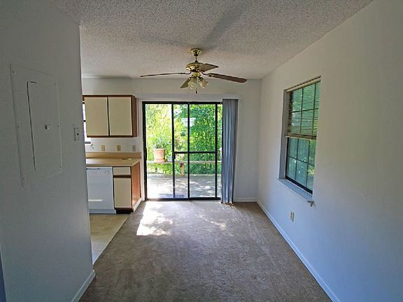 3rd image of 2403 1st Ave APT A