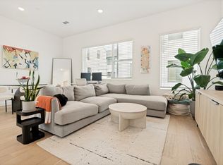 427 W 10th St #201, Dallas, TX 75208