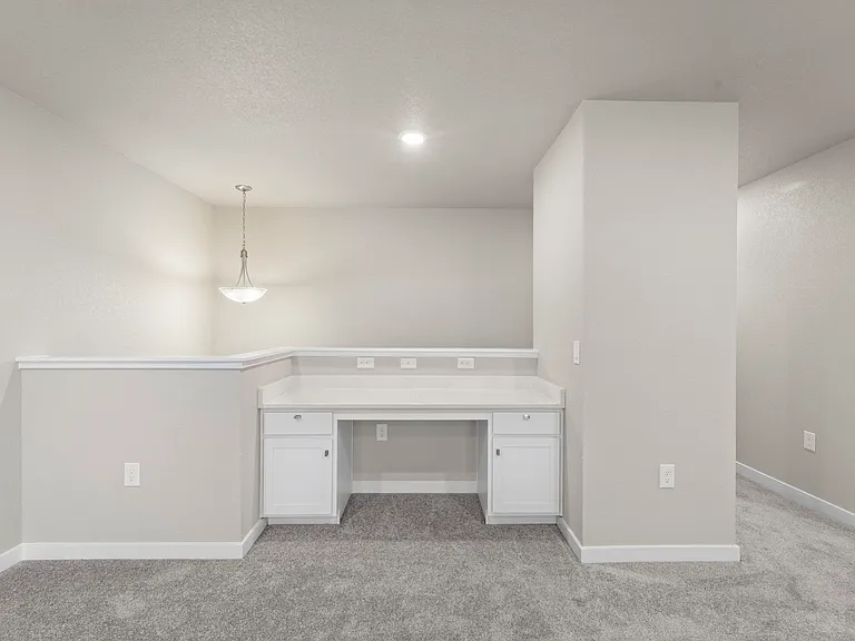 7810 Keebler Dr — Photo 25