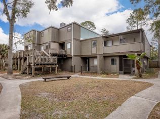 717 SW 75th St APT 101, Gainesville, FL 32607
