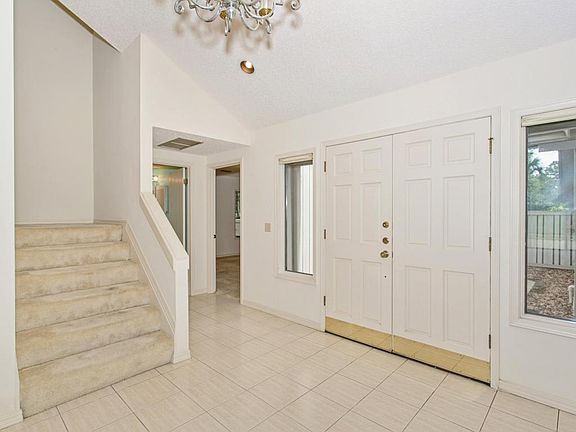 4th image of 1 Spy Glass Ln
