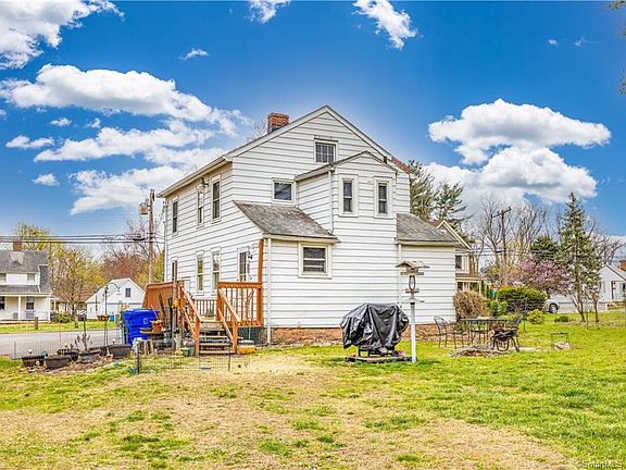 4th image of 24 Glastonbury Ave