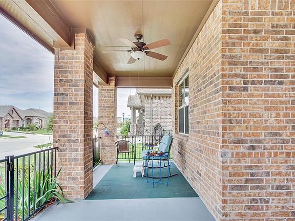5th image of 605 Caudle Ln
