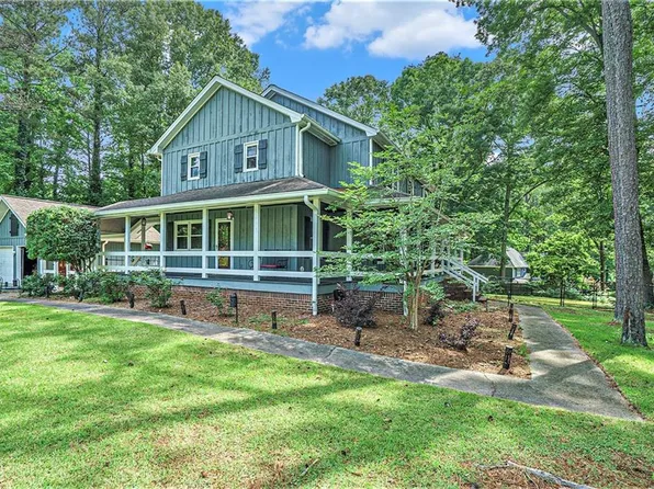 3392 Inns Brook Way, Snellville, GA 30039