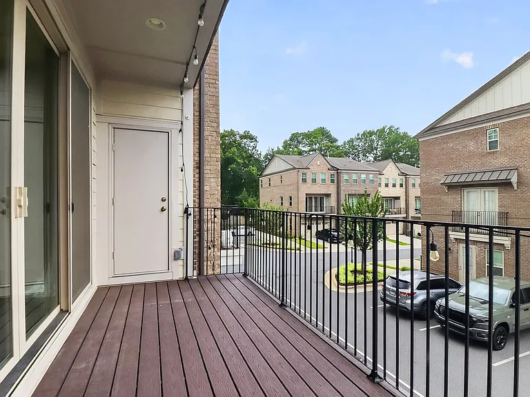 1105 Towns Hill Way — Photo 34