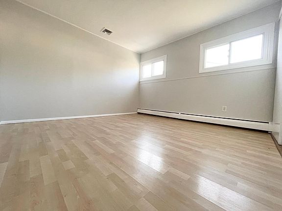 4th image of 232 Wantagh Ave #2M
