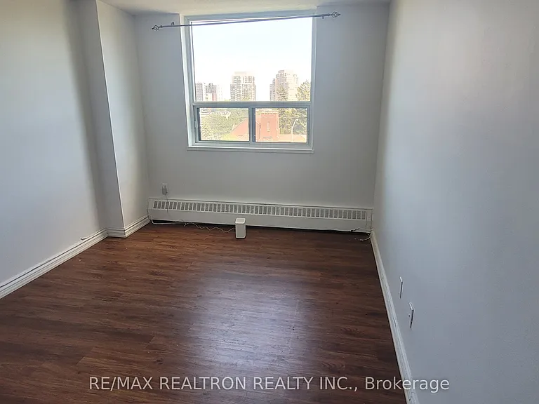 180 Markham Rd #504 — Photo 18