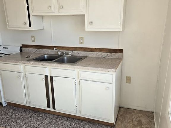 4th image of 602 Adams Ave #3