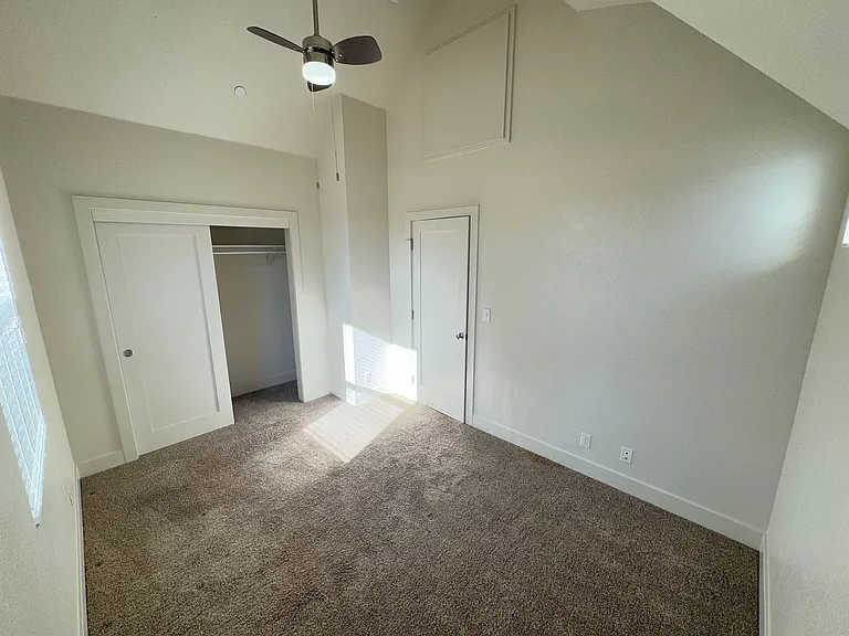 164 176 S Mallagh Street 204 #206 — Photo 13