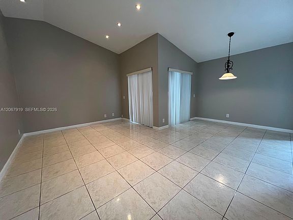 3rd image of 1591 Springside Dr #1591