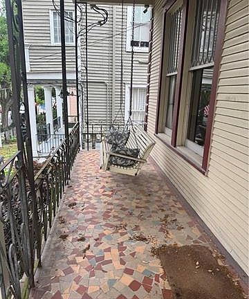 4th image of 4934 Constance St #D
