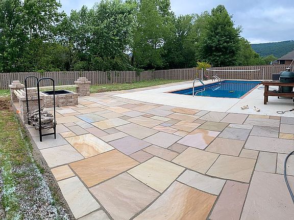 2nd image of 7534 Parktrace Ln SE