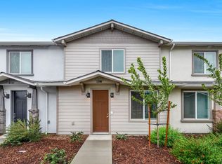 Wood Ranch Townhomes 505, Visalia, CA 93292