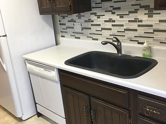 2nd image of 3530 Villa Casa Ct